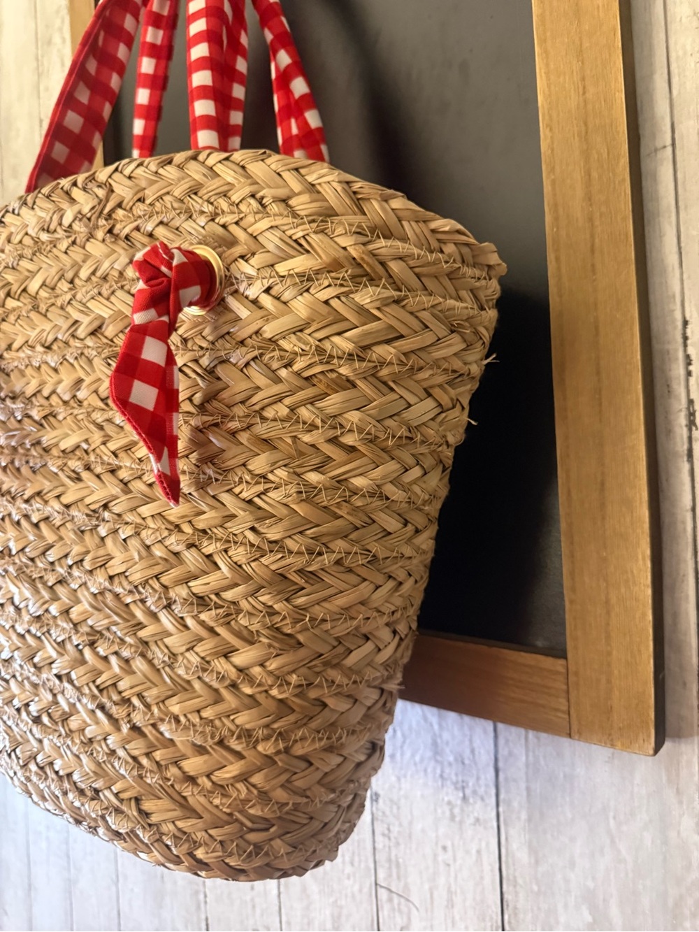 NWT Time and Tru Women's Seagrass Beach Tote, Natural/Red - Picture 5 of 8